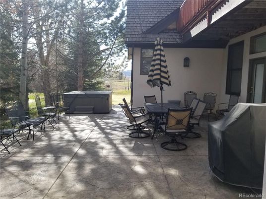 Exterior, Hot Tub