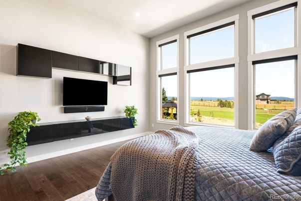 Bedroom, Interior, Recessed Lighting, Water, Wood Texture Flooring
