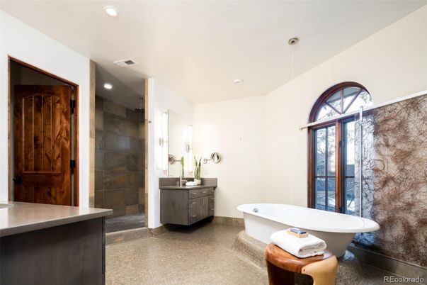 Bathroom, Free Standing Baths, Interior, Recessed Lighting