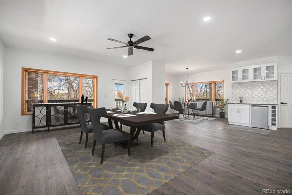 Dining room, Interior, Kitchen, Pendant Lights, Recessed Lighting, Wood Texture Flooring