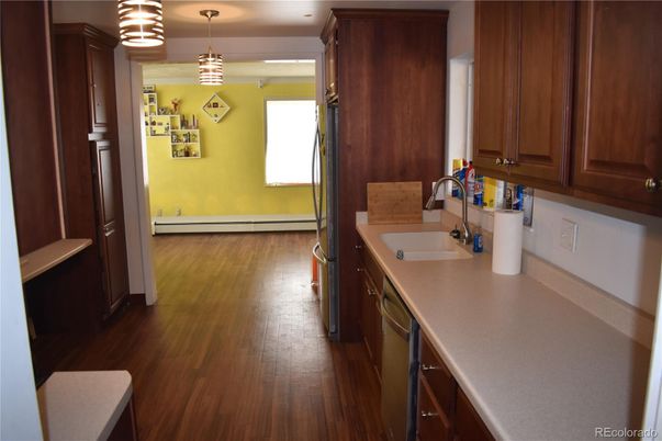 Interior, Kitchen, Pendant Lights, Wood Texture Flooring