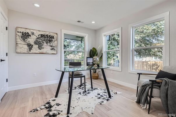 Home Office, Interior, Recessed Lighting, Wood Texture Flooring