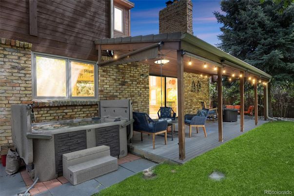 Exterior, Hot Tub