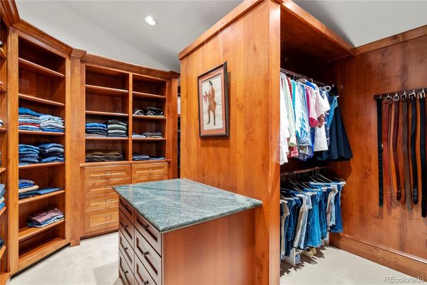 Interior, Recessed Lighting, Walk-in Closets