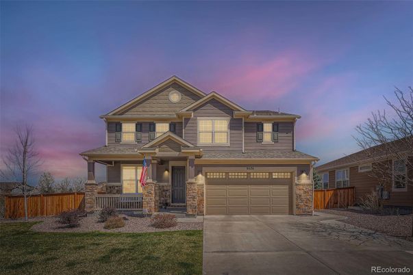 Attached, Exterior, Facade, American Craftsman