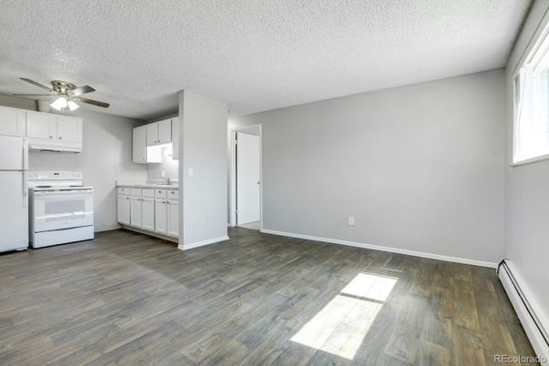 Empty room, Interior, Kitchen, Wood Texture Flooring