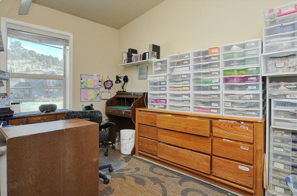 Home Office, Interior