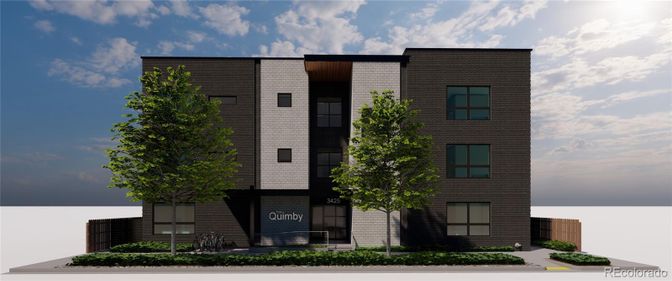 Exterior, Facade, Modern