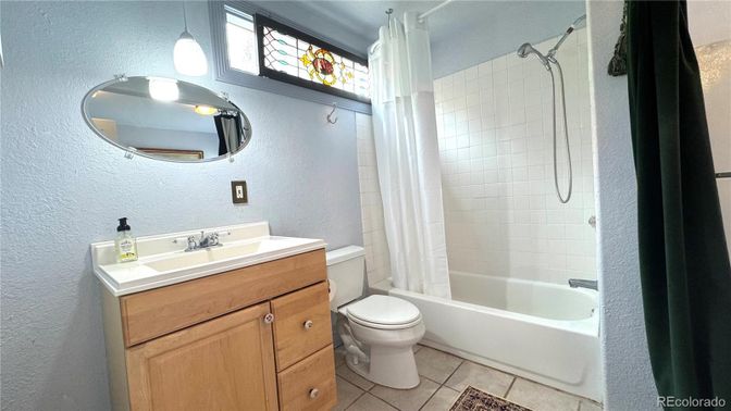 Bathroom, Interior, Pendant Lights
