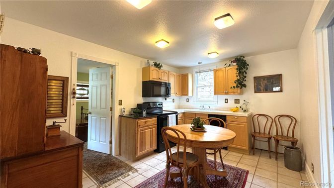 Interior, Kitchen