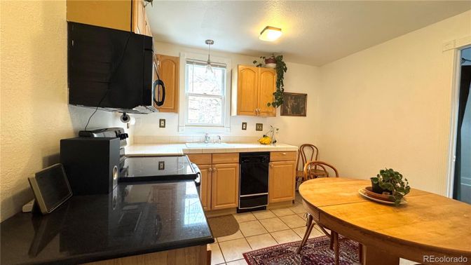 Dining room, Interior, Kitchen, Pendant Lights