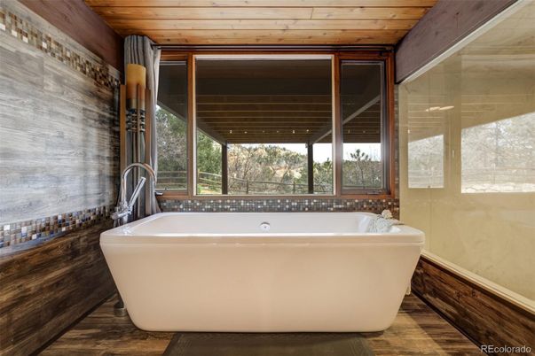 Bathroom, Free Standing Baths, Interior, Wooden Ceilings, Wood Texture Flooring