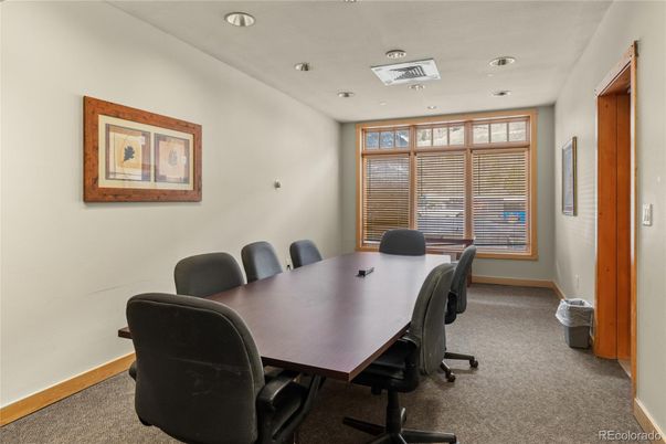 Dining room, Interior, Recessed Lighting