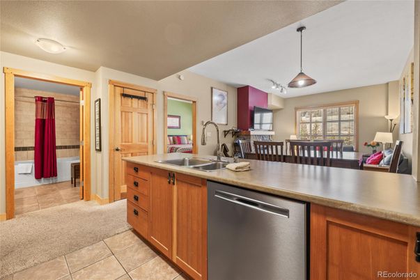 Dining room, Interior, Kitchen, Pendant Lights