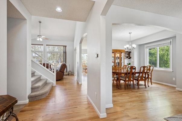 Chandelier, Dining room, Interior, Recessed Lighting, Wood Texture Flooring