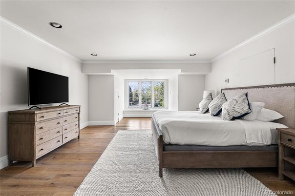Bedroom, Interior, Recessed Lighting, Wood Texture Flooring