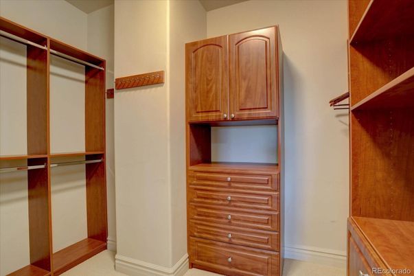 Interior, Walk-in Closets