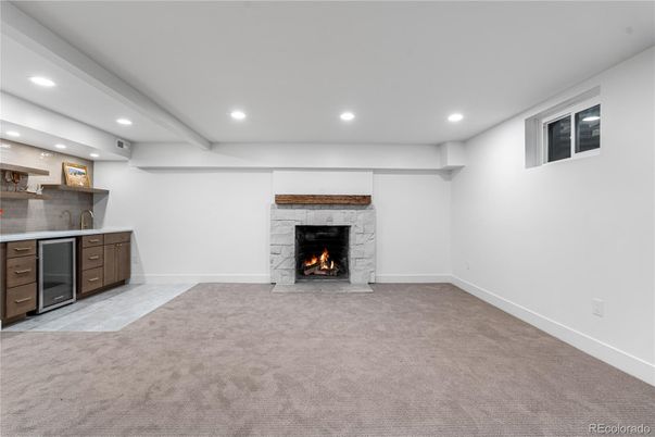 Empty room, Fireplace, Interior, Kitchen, Recessed Lighting