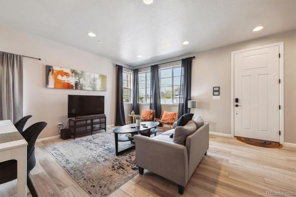 Interior, Living room, Recessed Lighting, Wood Texture Flooring