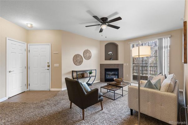 Fireplace, Interior, Living room