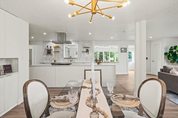 Dining room, Interior, Kitchen, Pendant Lights, Recessed Lighting, Wood Texture Flooring