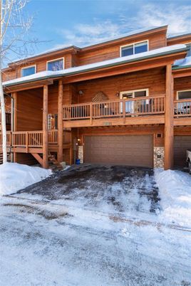 Attached, Exterior, Facade, Log Home