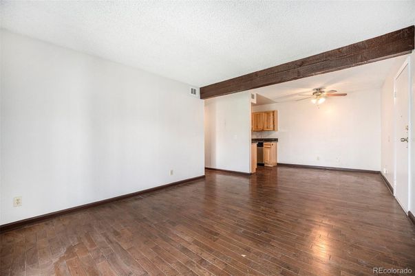 Empty room, Interior, Wooden Beams, Wood Texture Flooring