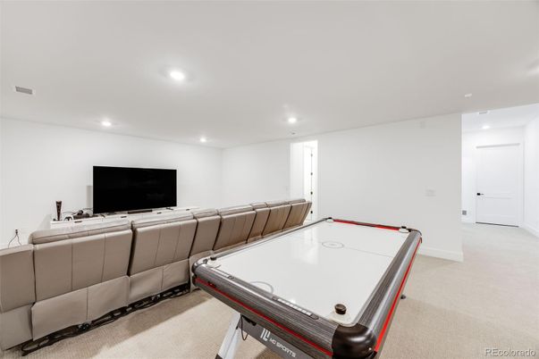Billiard Table, Game Room, Interior, Recessed Lighting