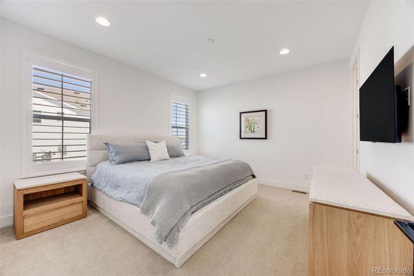Bedroom, Interior, Recessed Lighting