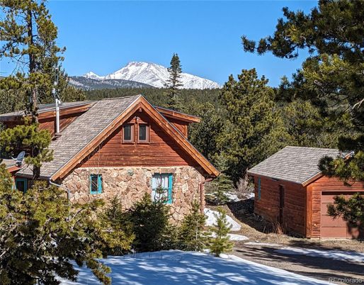 Attached, Exterior, Facade, Brick Facade, Log Home