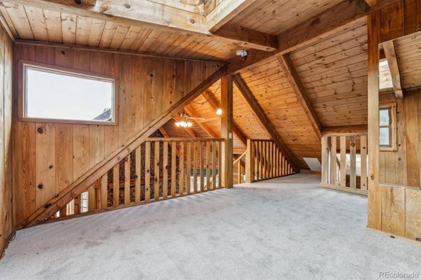 Empty room, Interior, Wooden Beams, Wooden Ceilings, Wooden Walls