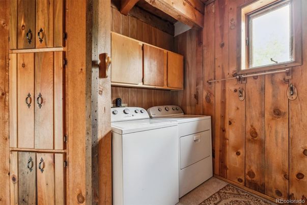 Interior, Washer, Wooden Walls