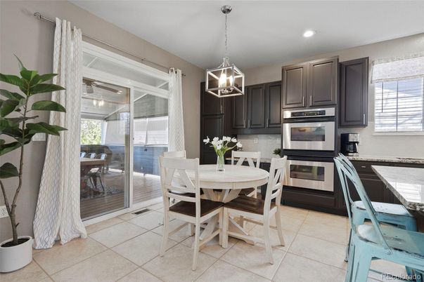 Dining room, Interior, Kitchen, Pendant Lights, Recessed Lighting, Stainless Steel Appliances