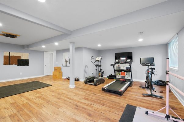 Fitness Equipment, Interior, Recessed Lighting, Wood Texture Flooring