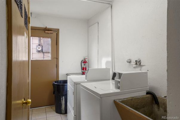 Interior, Washer