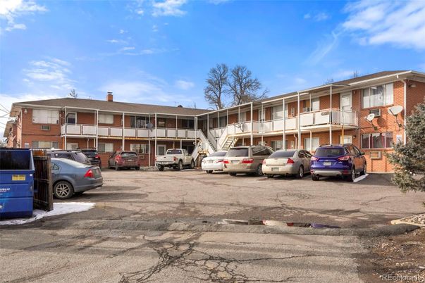 Exterior, Facade, Condo Building