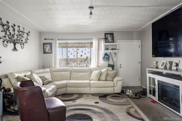 Fireplace, Interior, Living room