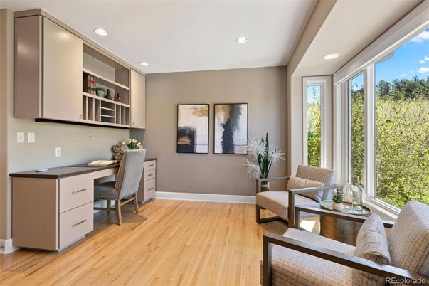 Home Office, Interior, Recessed Lighting, Wood Texture Flooring