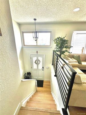 Interior, Pendant Lights, Recessed Lighting, Wood Texture Flooring