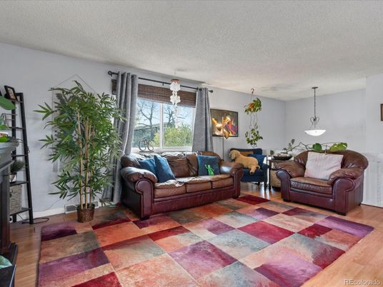 Interior, Living room, Pendant Lights, Wood Texture Flooring