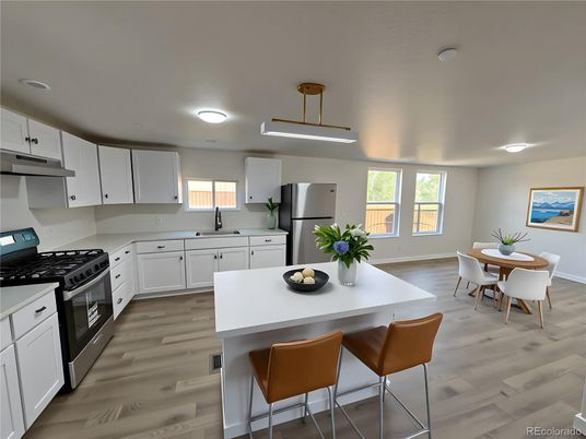 Dining room, Interior, Kitchen, Stainless Steel Appliances, Wood Texture Flooring