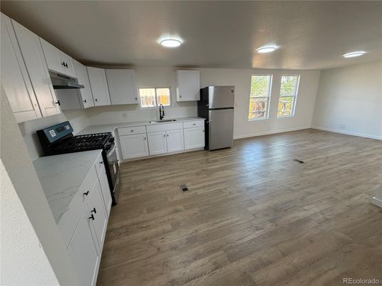Interior, Kitchen, Recessed Lighting, Wood Texture Flooring