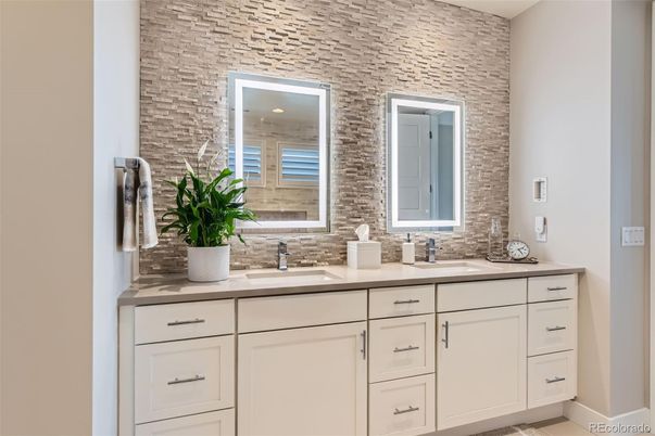 Bathroom, Dual Sink Vanities, Interior, Stone Walls