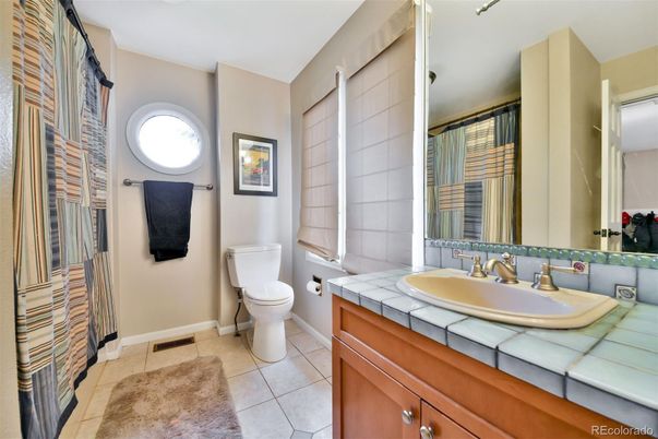 Bathroom, Interior, Tile Countertops