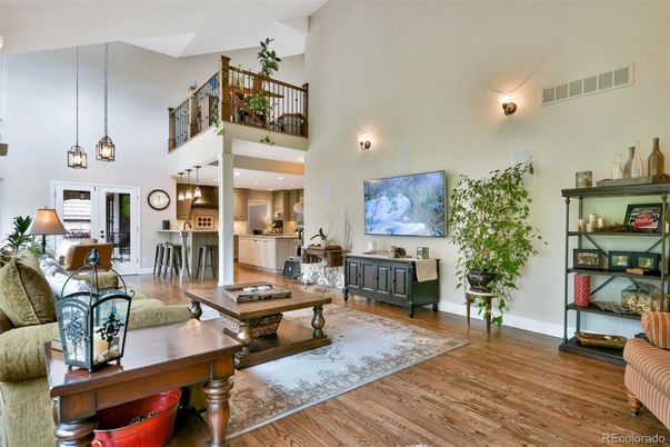 Interior, Kitchen, Living room, Pendant Lights, Recessed Lighting, Wood Texture Flooring