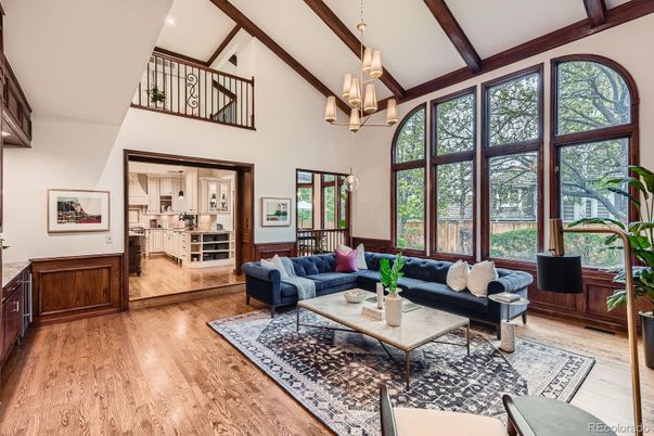 Chandelier, Interior, Kitchen, Living room, Pendant Lights, Wooden Beams, Wood Texture Flooring
