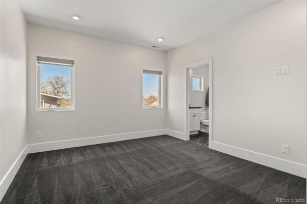 Bathroom, Empty room, Interior, Recessed Lighting