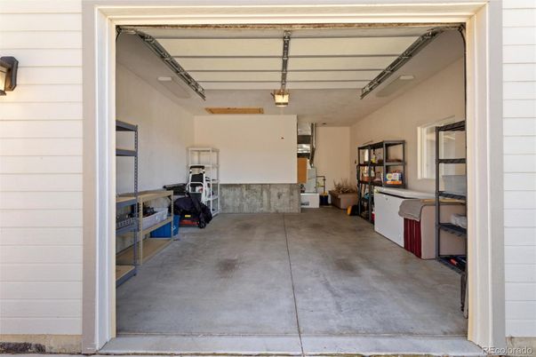 Garage, Interior
