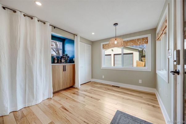Empty room, Interior, Pendant Lights, Recessed Lighting, Wood Texture Flooring