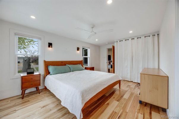 Bedroom, Interior, Recessed Lighting, Wood Texture Flooring
